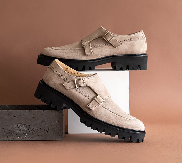 С чем носить монки в 2024 году?