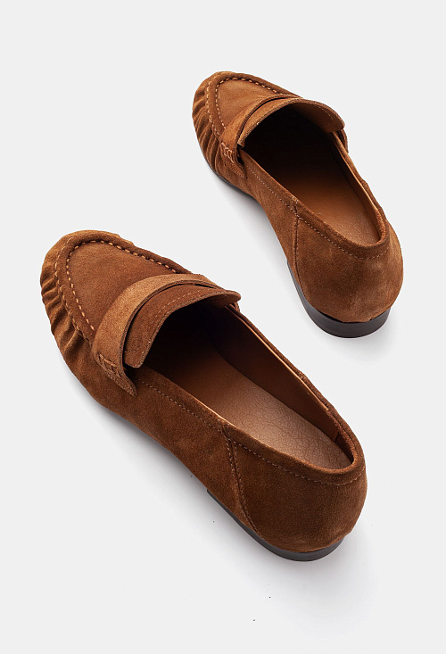Лоферы с защипами Tan Suede BABOOS  