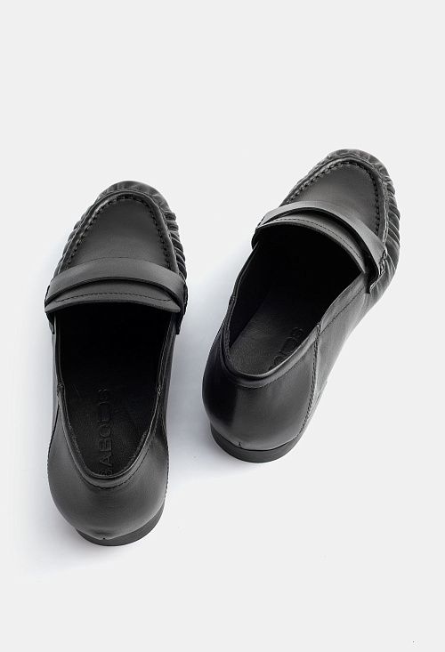Лоферы с защипами Black Leather BABOOS  